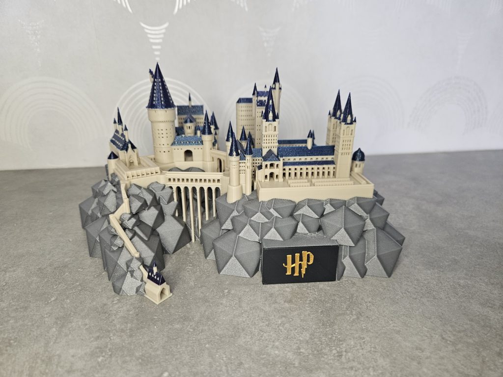 UGEARS Château de Poudlard Harry Potter – Maquette 3D en bois à construire – Kit de loisirs pour hommes – Jeu de casse-tête bois moyen UGEARS Château de Poudlard Harry Potter – Maquette 3D en bois à construire – Kit de loisirs pour hommes – Jeu de casse-tête bois moyen